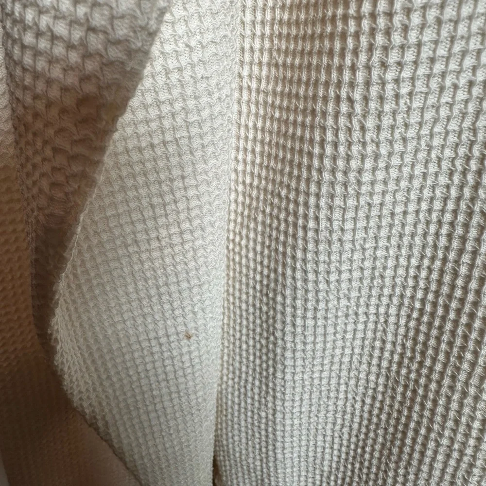 Vince Men's Cream Crewneck Sweater - Picture 9 of 12